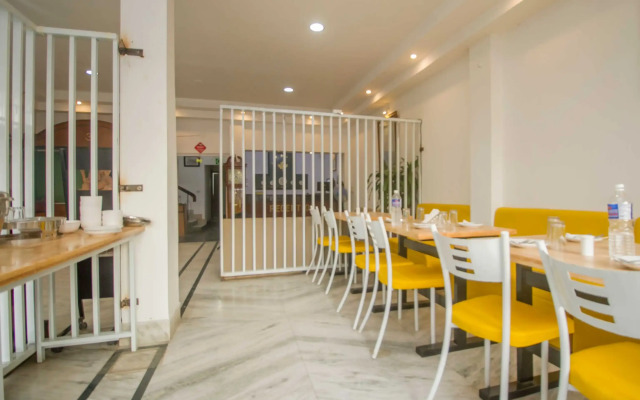 The Mapple by OYO Rooms