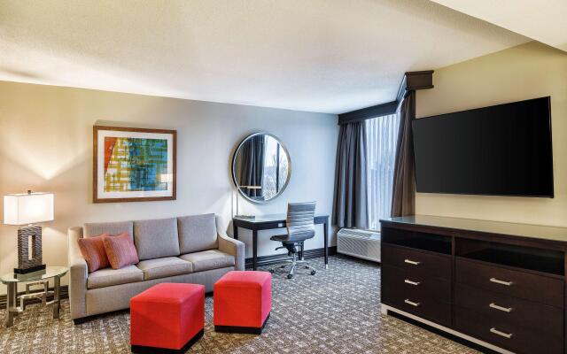 DoubleTree by Hilton Hotel Johnson City