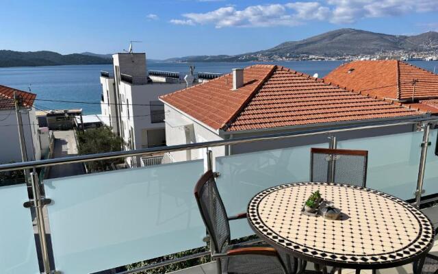 Apartments Cavar