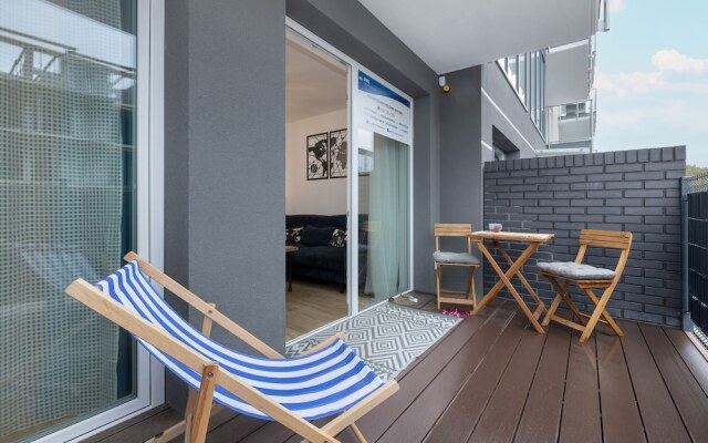 Apartment With Terrace Gąski by Renters