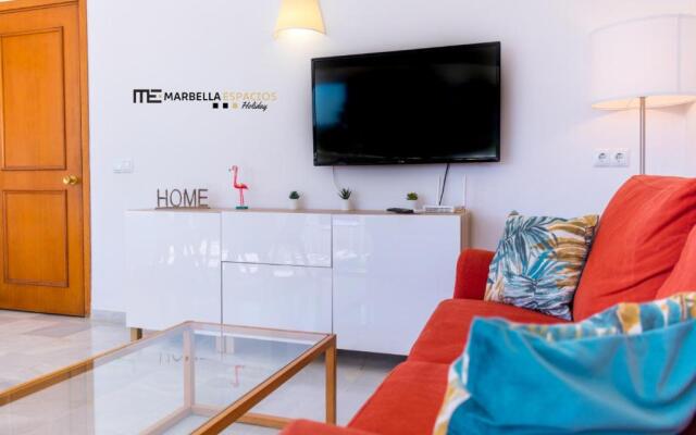 732 Luminoso estudio en segunda linea de playa en Marbella