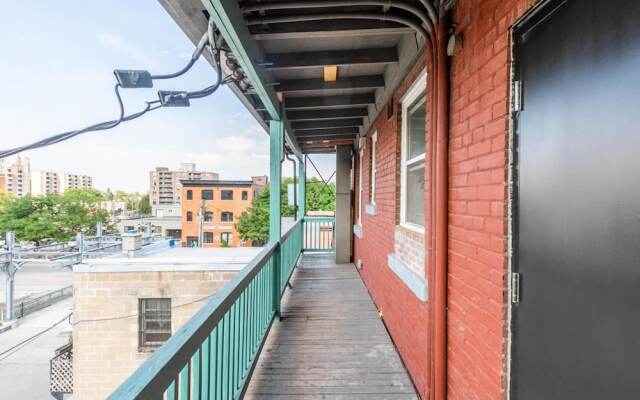 Stylish 2Br Apartment In The Heart Of Hamilton 2