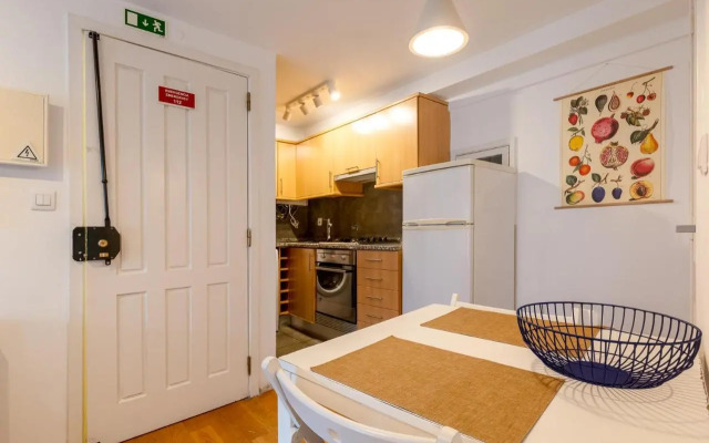 Contemporary Apartment in Chiado 3