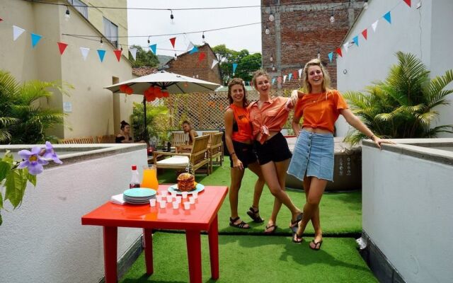 Oasis Cali Hostel