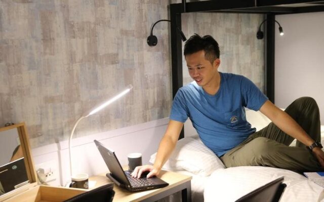 Houze Hostel