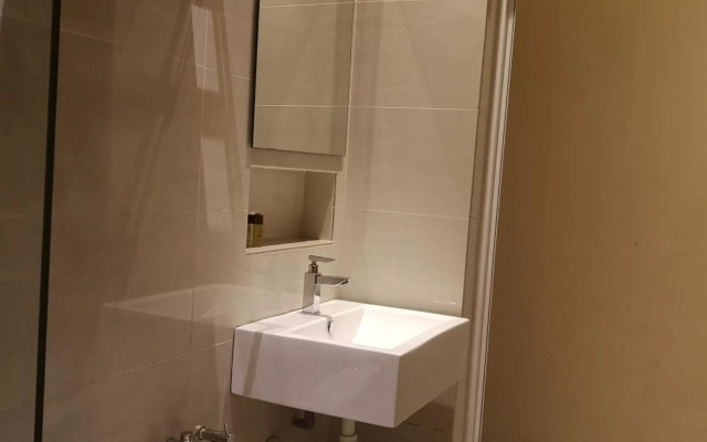 The V Hotel