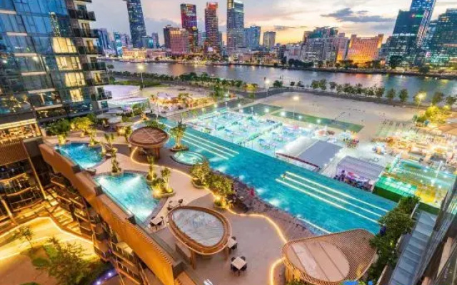 The Metropole Signature Collection – Galleria, Crest & Opera