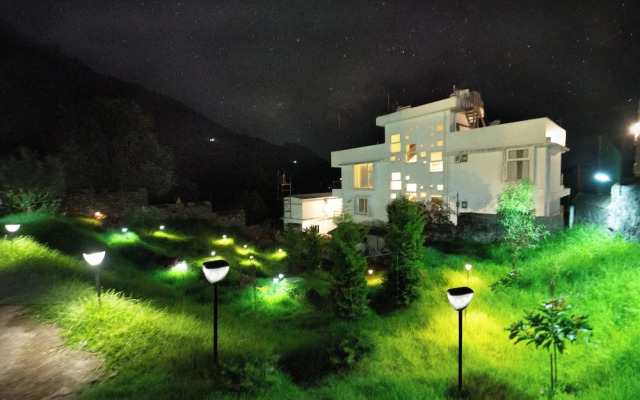 Queen's Hotel Mount Garden Kodaikanal