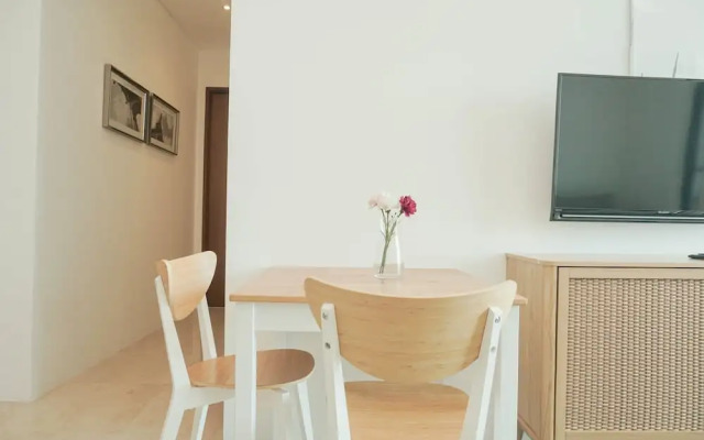 Lavish 2BR Apartment at Veranda Residence Puri