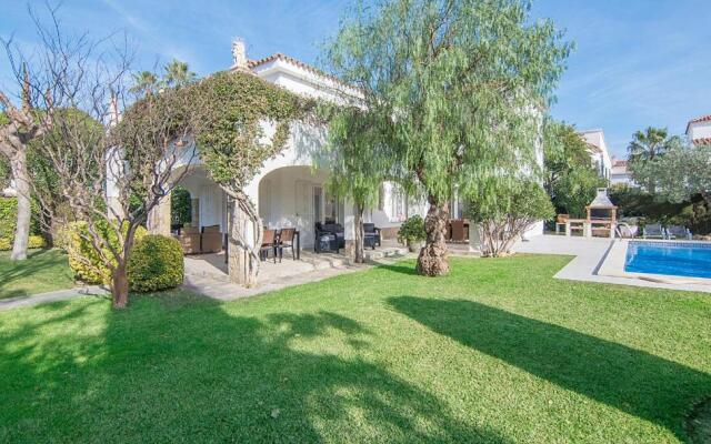 Villa 50m From the Beach in Cambrils