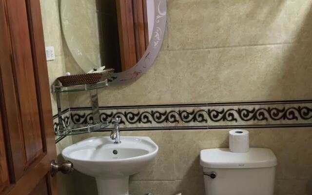 Ananta Hotel