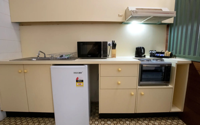 Nightelier Mission Beach