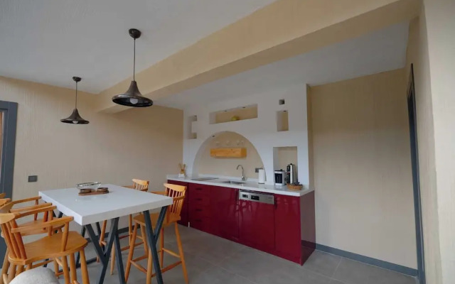 Ni̇sh Vadi̇ Sapanca