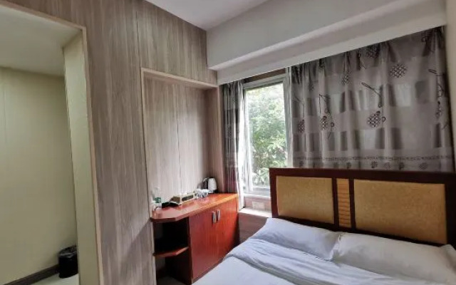 Shangyou Seven Plus One Business Hotel