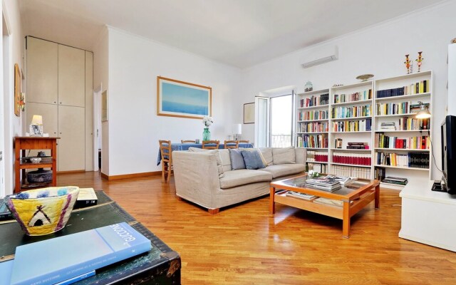 Pompeo Magno Apartment