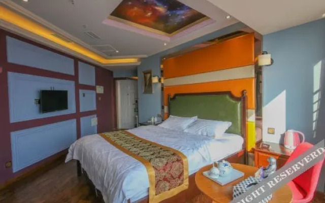 Qiziyuan Theme Apartment Hotel