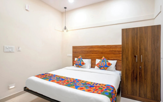 Fabhotel Three Waves