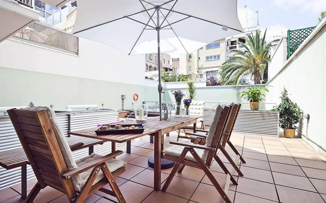 MSB Gracia Pool Terrace Center