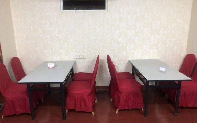 Yi Jiangnan Holiday Hotel