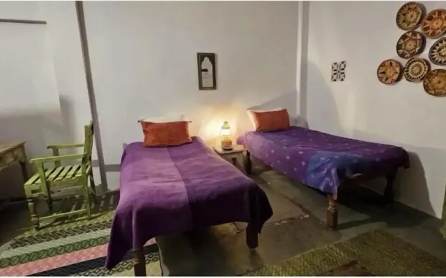 Shantidevi Ashram 's Guest House