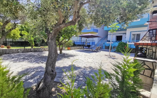 Villa Efi