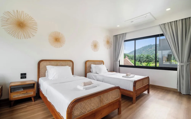 Family Oasis Pool & Beach Nearby V191