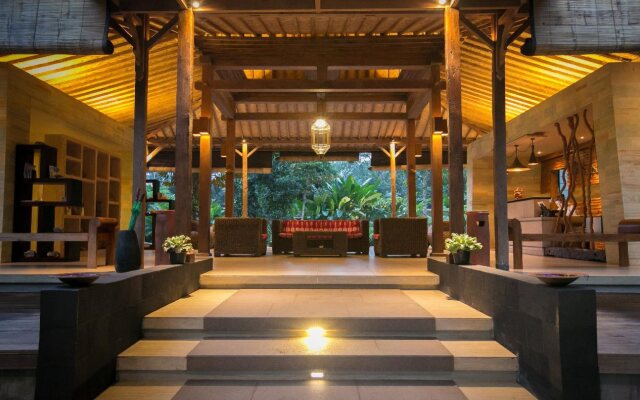Senetan Villa and Spa Resort