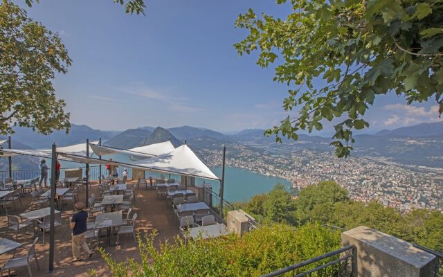 Ca' Gina Panoramica - Monte Bre