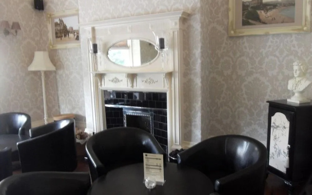 Powys Lodge