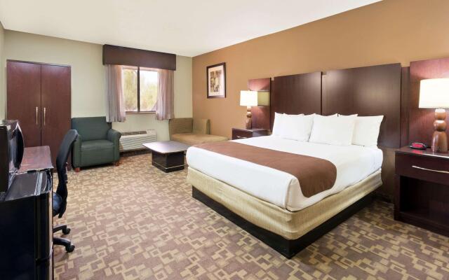 Super 8 By Wyndham Chandler Phoenix