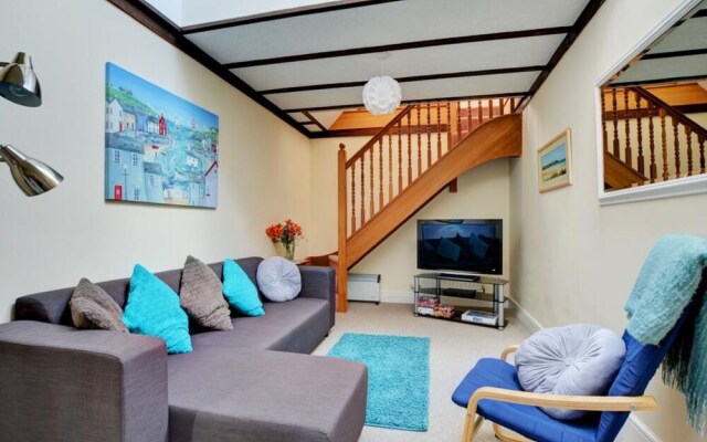 Eglos St Merryn in St Merryn