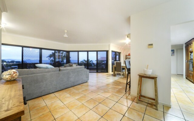 Airlie Harbour Apartment - Airlie Beach