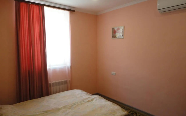 Like Home Guesthouse