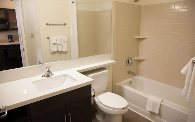 Candlewood Suites Alexandria by IHG
