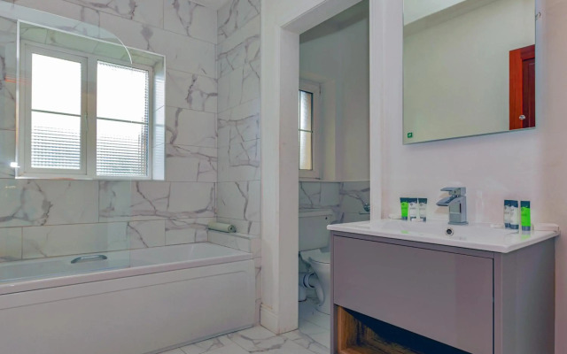 Brook Lodge Boutique Hotel