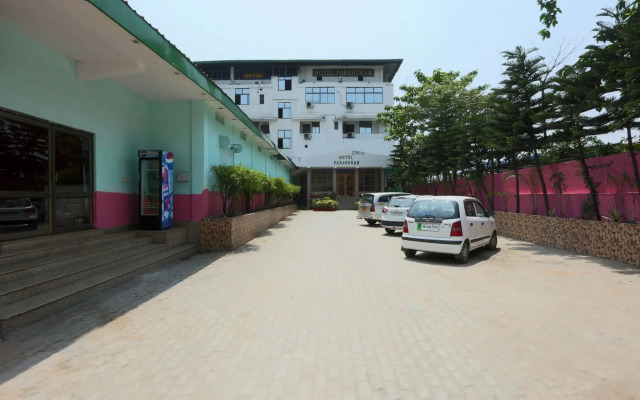 Hotel Parashuram
