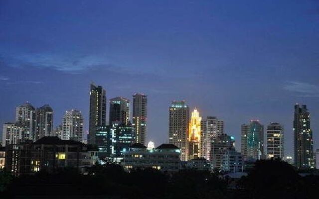 HI-Sukhumvit Hostel