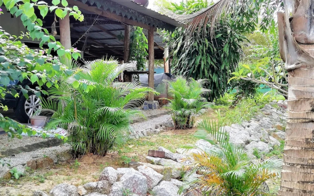 Sabandy House