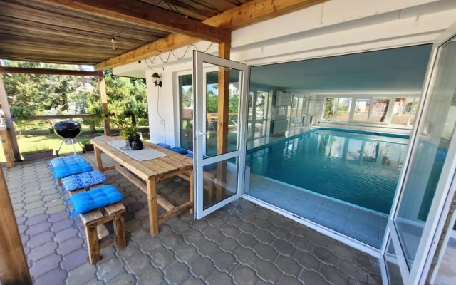 Wellness Aqua House