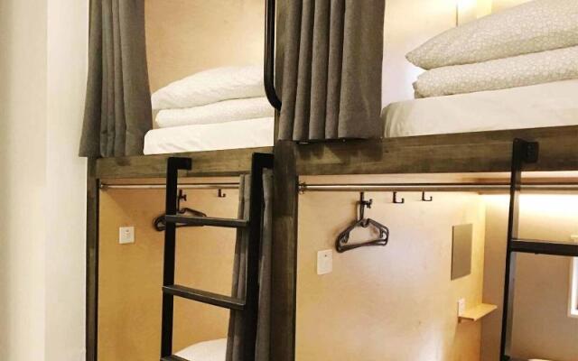 Seoul Cube Itaewon - Hostel