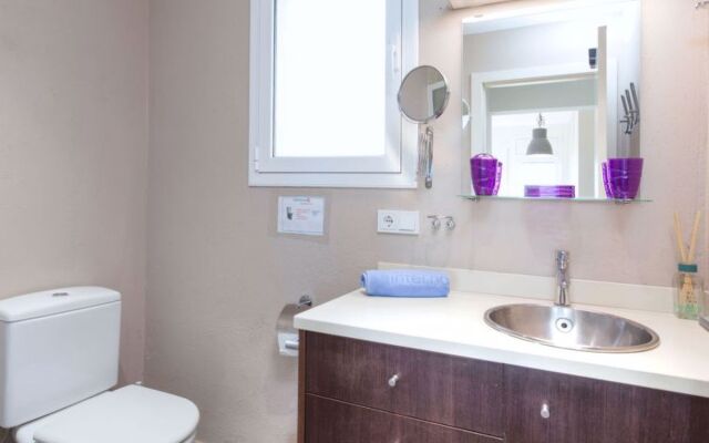 House Atenea Lloret de Mar