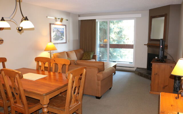 Tantalus Resort Lodge