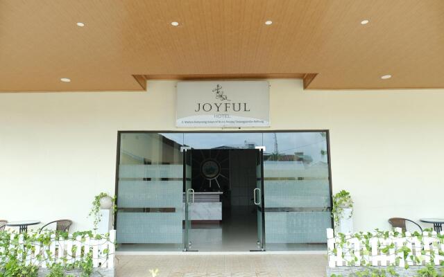Joyful Hotel