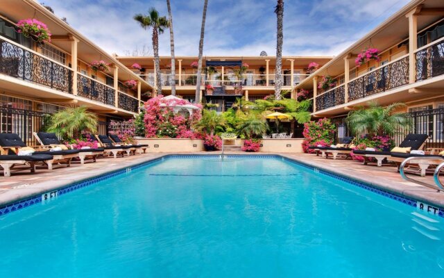 Holiday Inn Laguna Beach