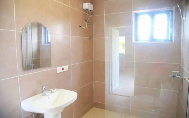 Captivating 2-bed Ensuite Apartment in Accra
