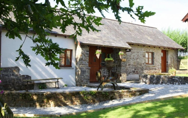 Birchill Farm & Cottages