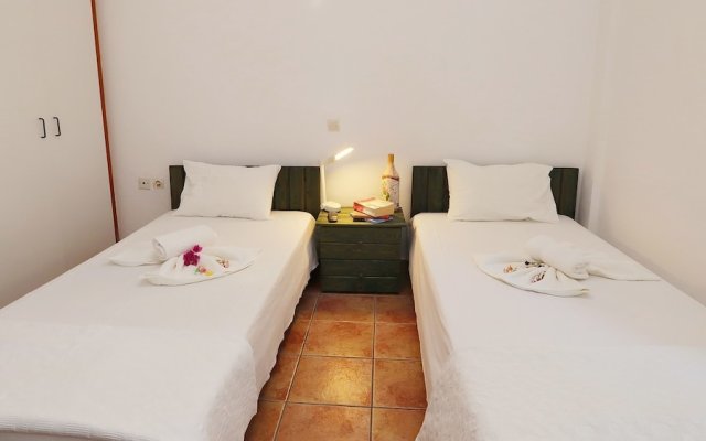 Ritsoni Studios in Istiaia-Aidipsos, Greece from 46$, photos, reviews - zenhotels.com guestroom