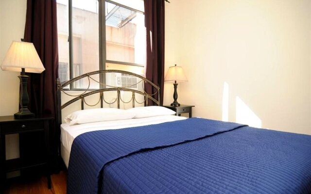 Brooklyn Deluxe Suite Apartments