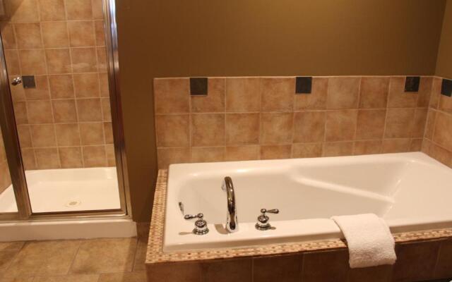 Timberline Lodges by Fernie Lodging Company