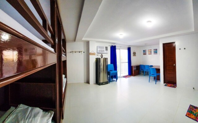 Crystal Shore Beach Resort powered by Cocotel